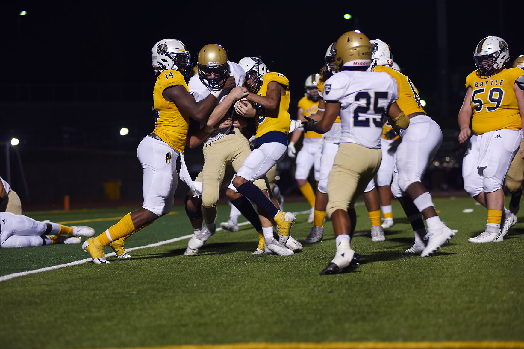 Battle football quarterback Justin Goolsby
